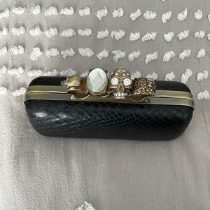 Black Clutch